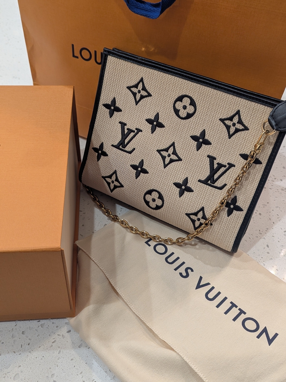 Louis Vuitton Beige & Black Monogram Canvas Chain Shoulder Bag